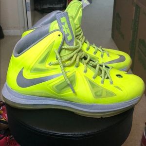 Lebron 10 volt green
